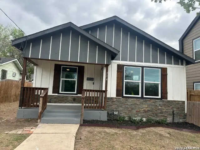 204 Vine St, San Antonio, TX 78210 - #2