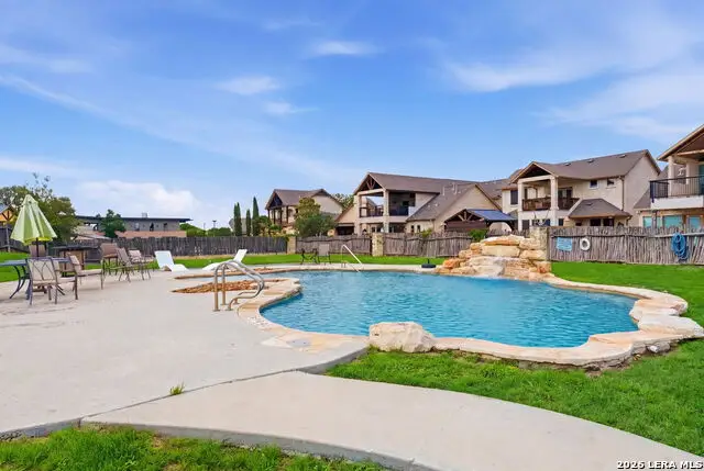 1694 Gruene Vineyard Crossing, New Braunfels, TX 78130 - #2