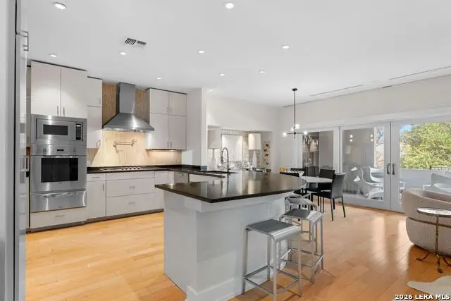 215 Annie#b #B, San Antonio, TX 78212 - #2