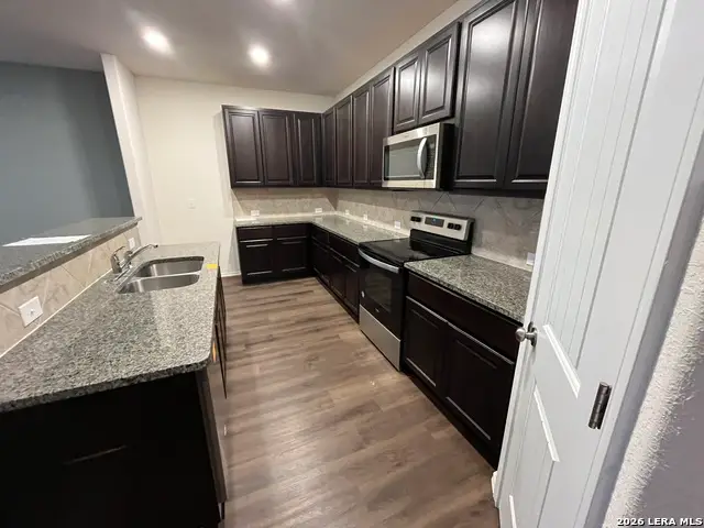 111 Sundrop Trail, New Braunfels, TX 78130 - #2