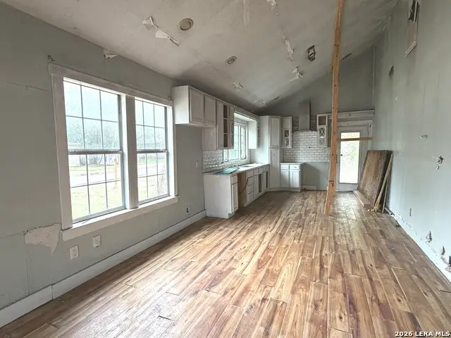 1122 Delaware St, San Antonio, TX 78210 - #3