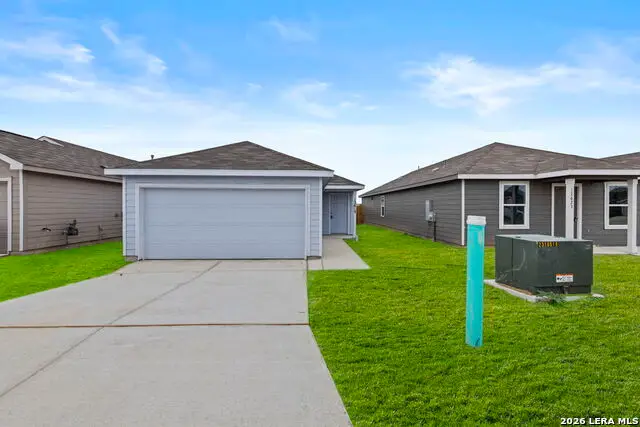 12619 Kathleen St, Saint Hedwig, TX 78152 - #1