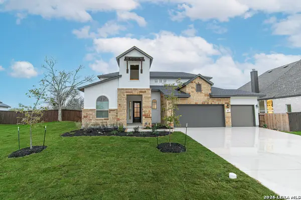 102 Kari Drive, Castroville, TX 78009