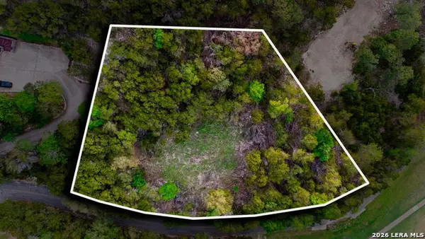 4 & 5 Tapatio Dr W, Boerne, TX 78006