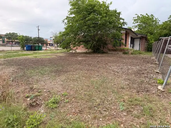 223 Croesus Ave, San Antonio, TX 78213