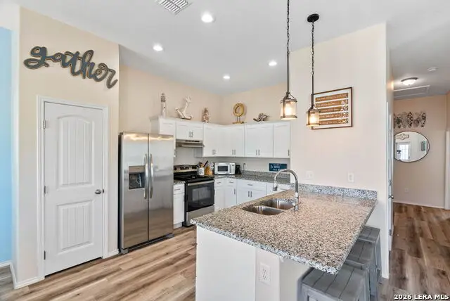 107 Caledonia Dr, Rockport, TX 78382 - #3