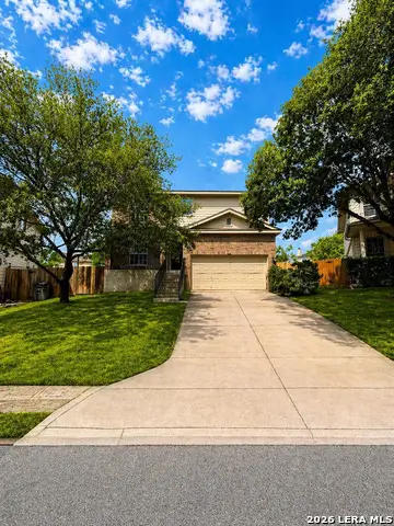 8007 Chisos Oak Dr, San Antonio, TX 78223