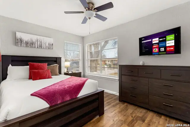 607 Redcliff Dr, San Antonio, TX 78216 - #3