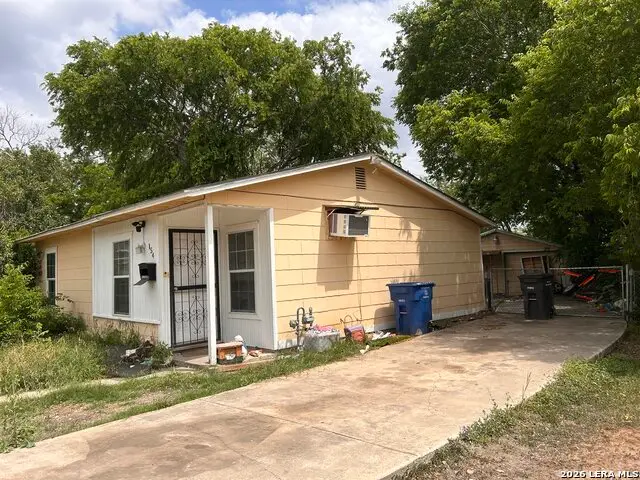 154 E Hutchins, San Antonio, TX 78221 - #1