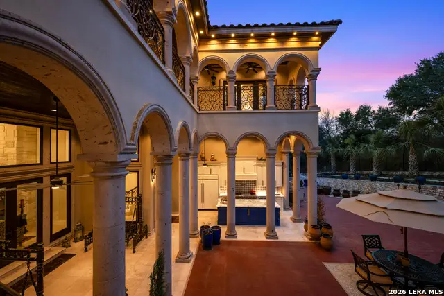 11 Vineyard Dr., San Antonio, TX 78257 - #2