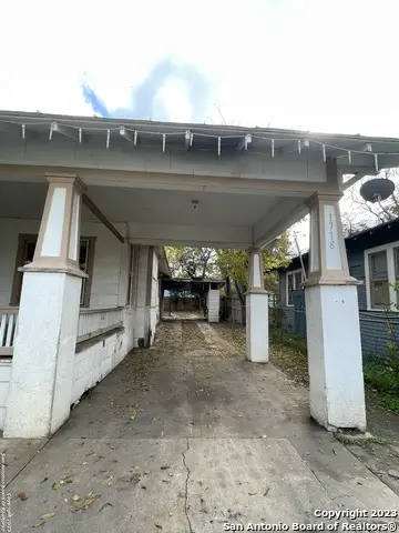 1718 E Crockett St, San Antonio, TX 78202 - #3