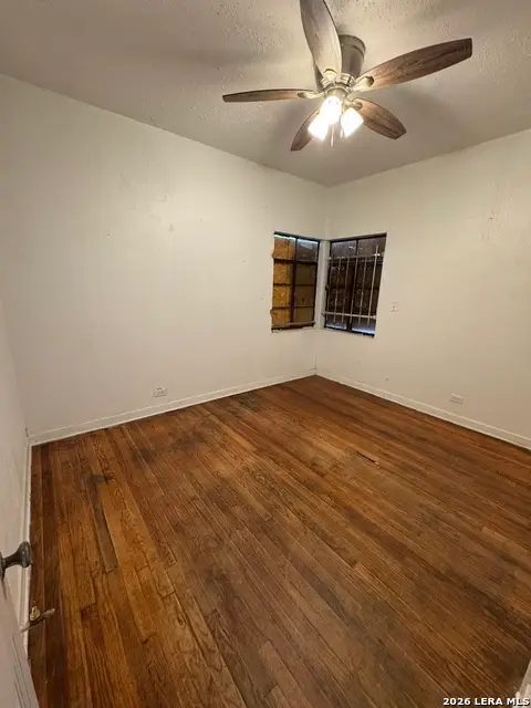 560 W Lynwood, San Antonio, TX 78212 - #3