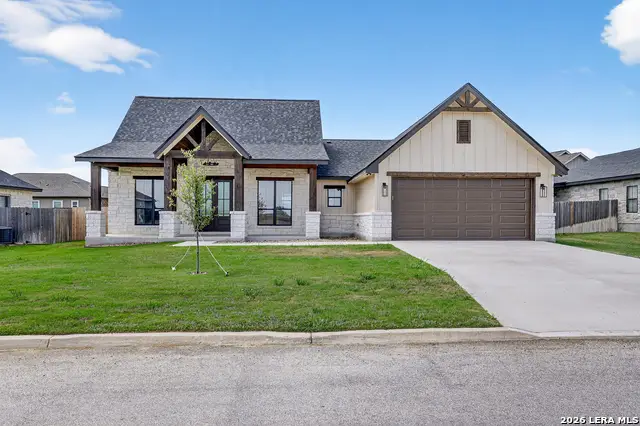 721 N Dickson, Poth, TX 78147 - #2