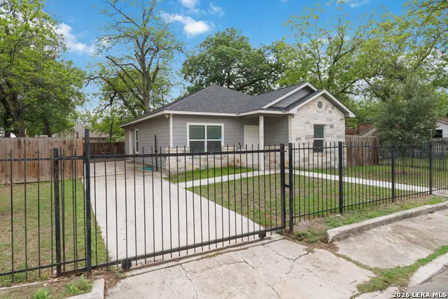 1214 Chalmers Ave, San Antonio, TX 78211 - #2