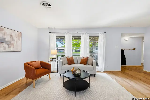 139 Verdant St, San Antonio, TX 78209 - #3