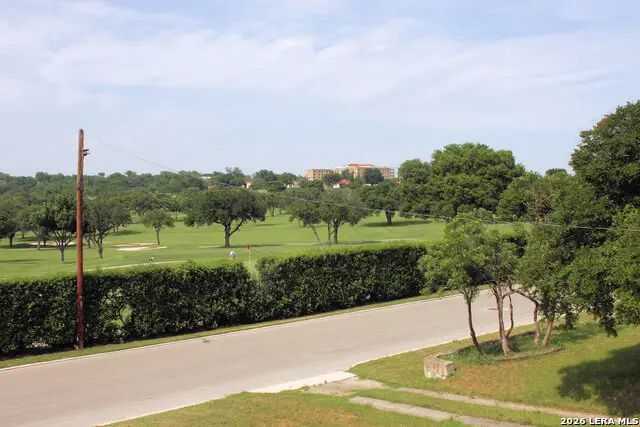 546 Pershing Ave, San Antonio, TX 78209 - #2