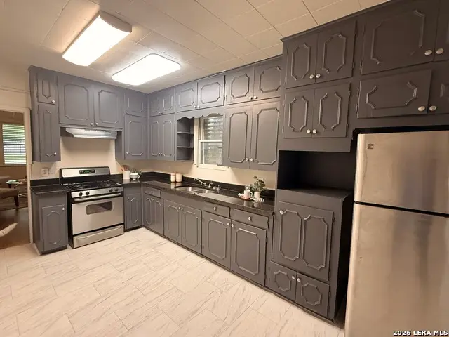 1416 N Trinity St, San Antonio, TX 78207 - #1