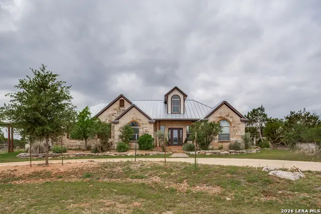 106 River Mountain Dr, Boerne, TX 78006 - #1