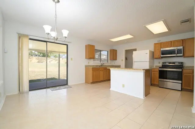 6927 Raintree Path, San Antonio, TX 78233 - #3