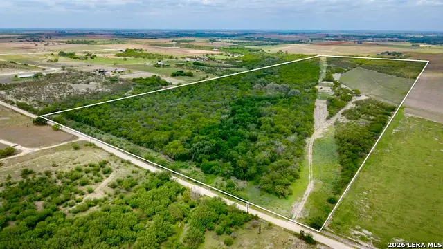 1251 County Road 210, Floresville, TX 78114 - #2