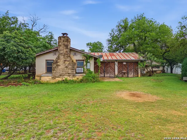 803 15th, Bandera, TX 78003 - #2