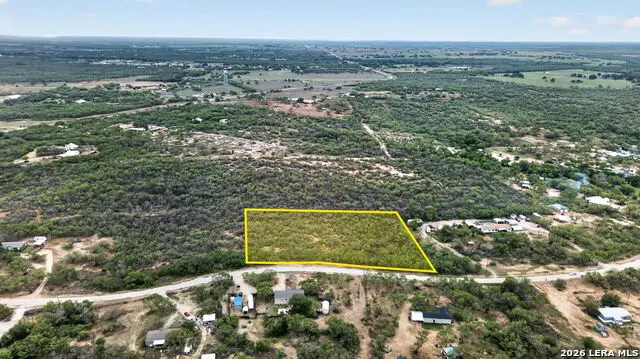 123 Country View Ln, Floresville, TX 78114 - #2