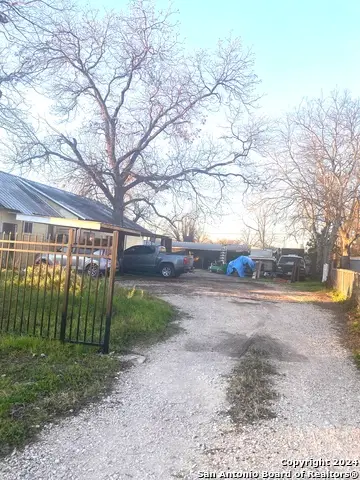 223 Vine St, San Antonio, TX 78210 - #2