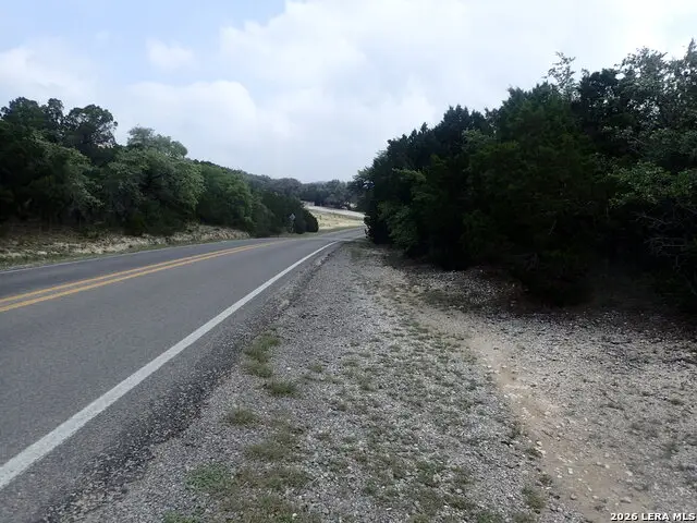 284 Harbour Way, Lakehills, TX 78063 - #3