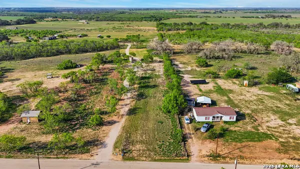 238 E Ditto Rd, Poteet, TX 78065