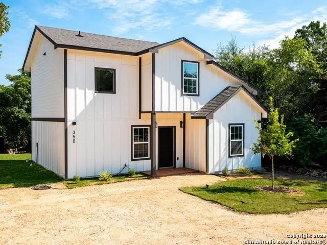 350 Spanish Oak Dr, Canyon Lake, TX 78133 - #1
