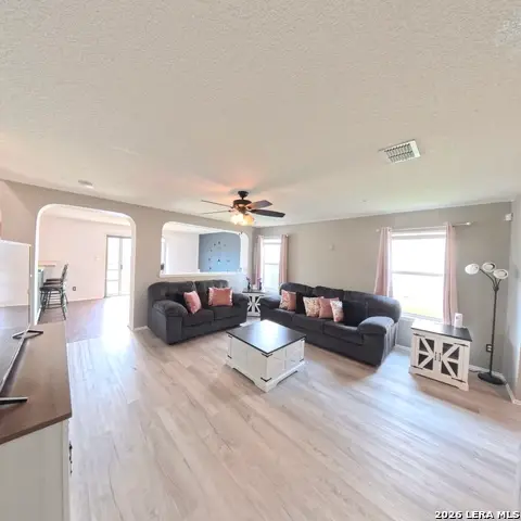 611 Sanderling, San Antonio, TX 78245 - #3