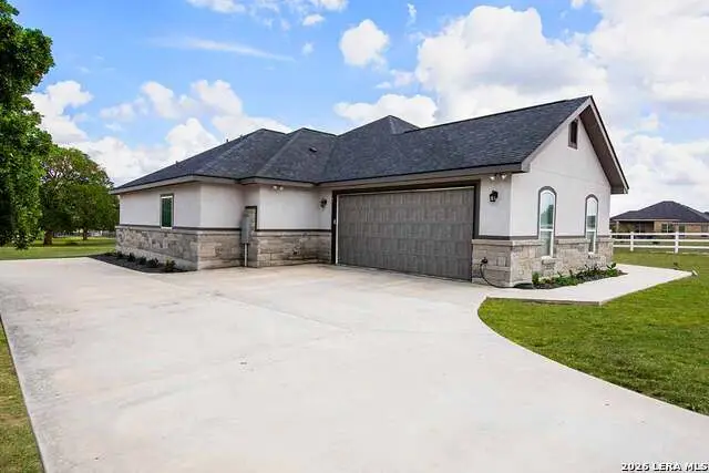 104 N Tranquility, La Vernia, TX 78121 - #3
