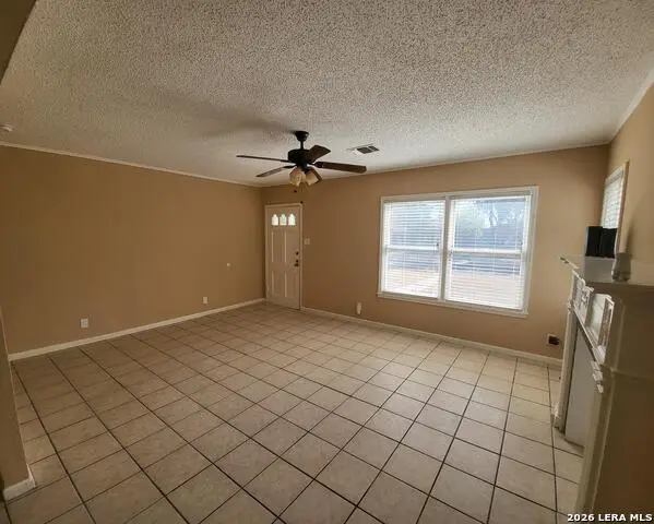 2443 W Huisache Ave, San Antonio, TX 78228 - #3