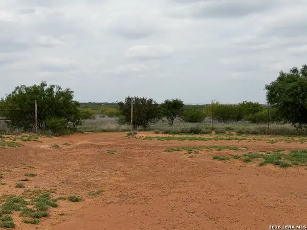 6336 N 1557, Carrizo Springs, TX 78834