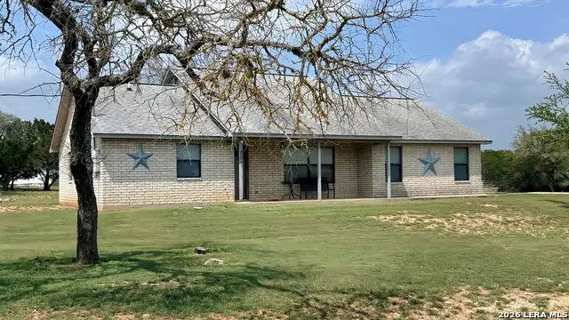 1520 Lakeside Dr, Lakehills, TX 78063 - #3