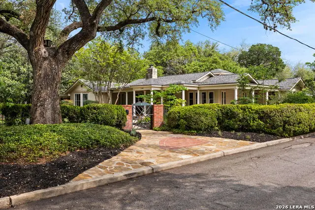 140 W Fair Oaks Pl, San Antonio, TX 78209 - #2
