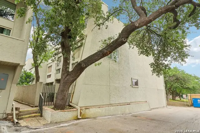 3102 Eisenhauer Rd #E34, San Antonio, TX 78209 - #1