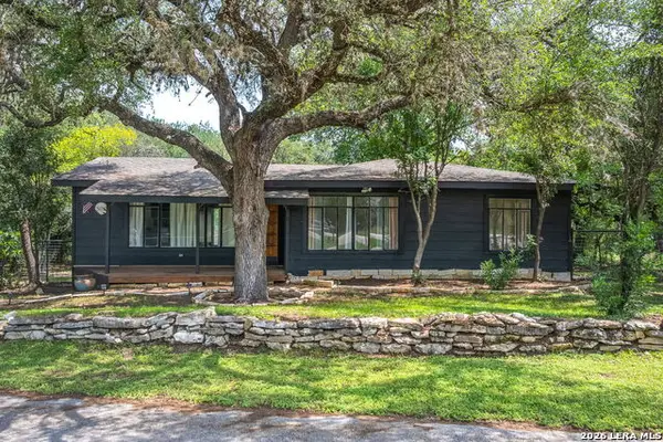 507 Twin Elm Dr, Canyon Lake, TX 78133