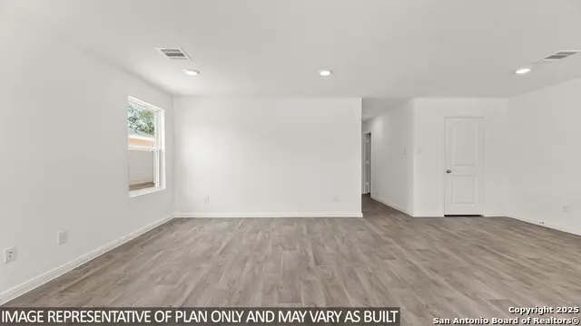 2020 Giant Cactus, San Antonio, TX 78221 - #3
