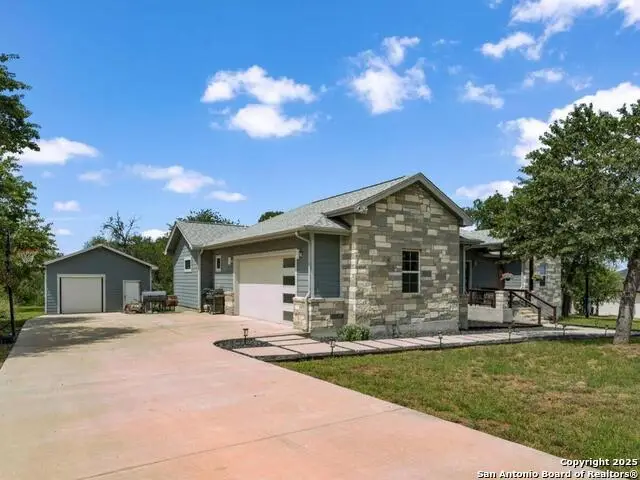 315 Log Cabin Way, Poteet, TX 78065 - #2