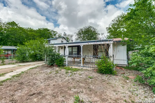 215 W Academy St, San Antonio, TX 78226 - #3