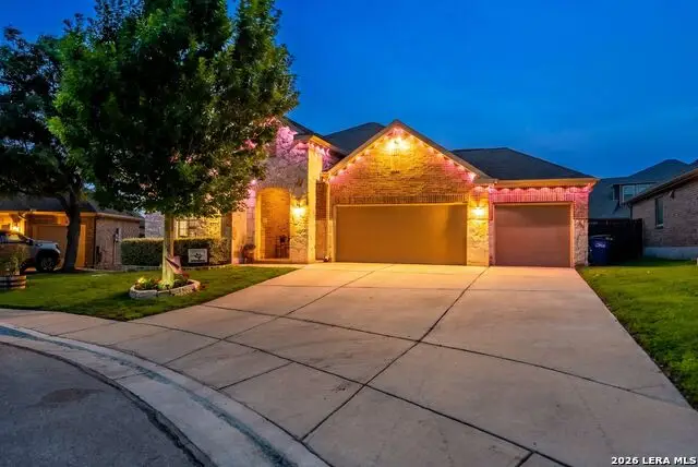 5611 Strimple St, New Braunfels, TX 78132 - #2