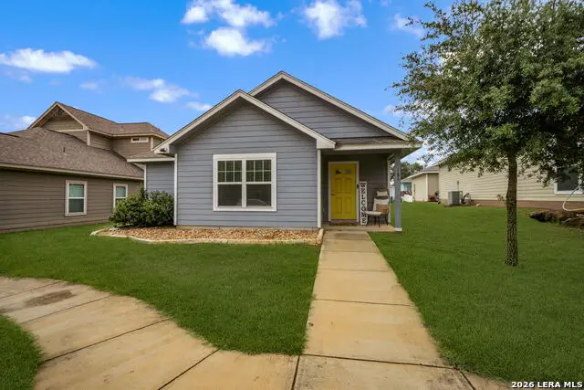 185 Lark Hill Rd, Floresville, TX 78114 - #1