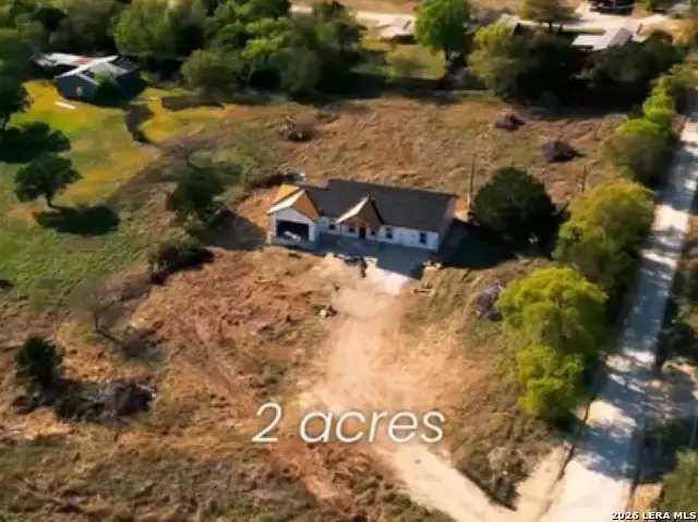 106 Valley Oaks Ln, Kerrville, TX 78028 - #1
