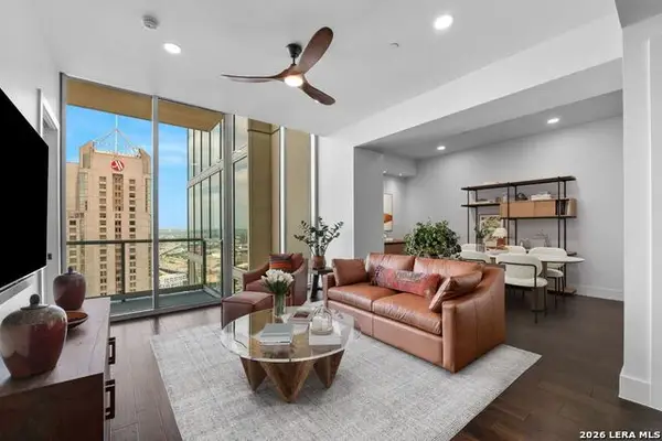 610 E Market #2706, San Antonio, TX 78205