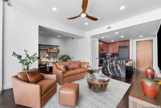 610 E Market #2706, San Antonio, TX 78205 - #3