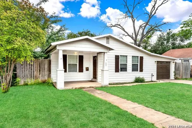 1607 14th St, Hondo, TX 78861 - #1