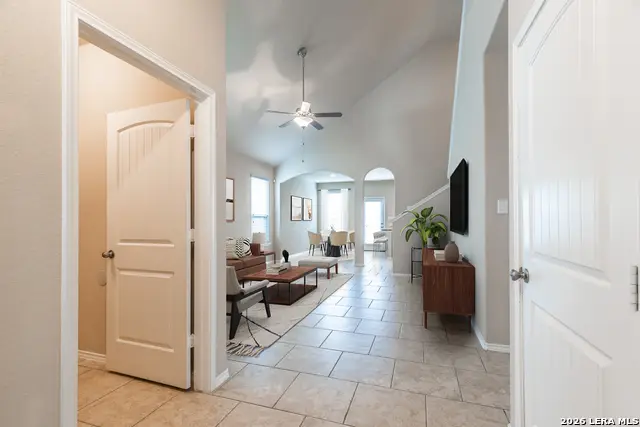 6423 Candleoak Cir, San Antonio, TX 78244 - #3