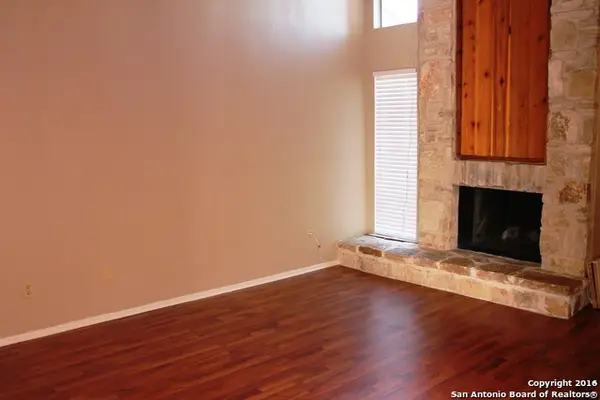 3843 Barrington #219E, San Antonio, TX 78217