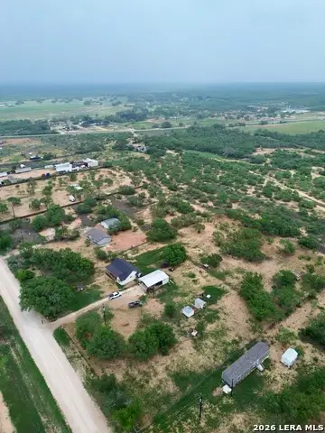 1213 County Rd 1670, Moore, TX 78057 - #3